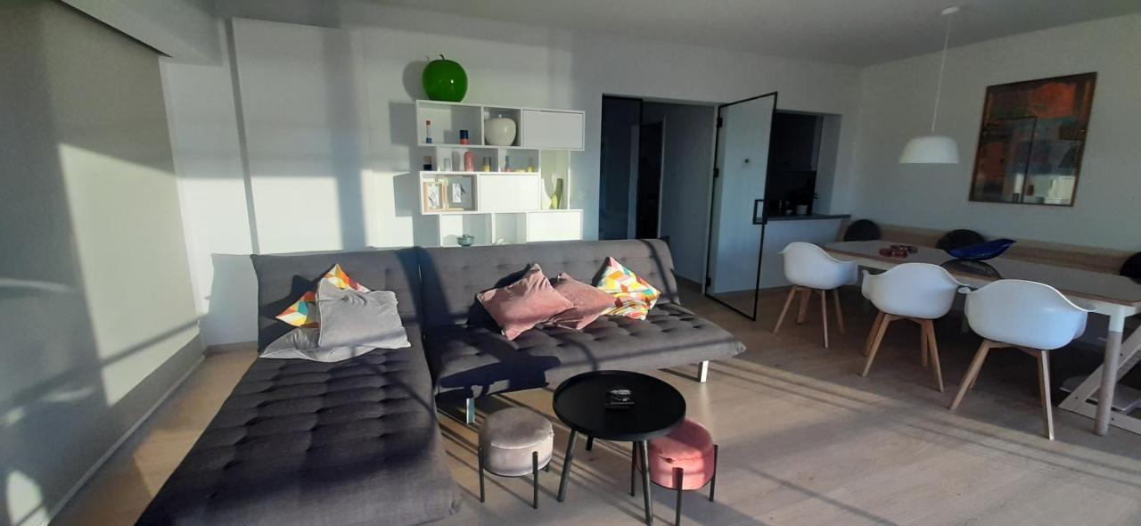 Appartment With Frontal Sea View With 3 Bedrooms Koksijde Eksteriør bilde
